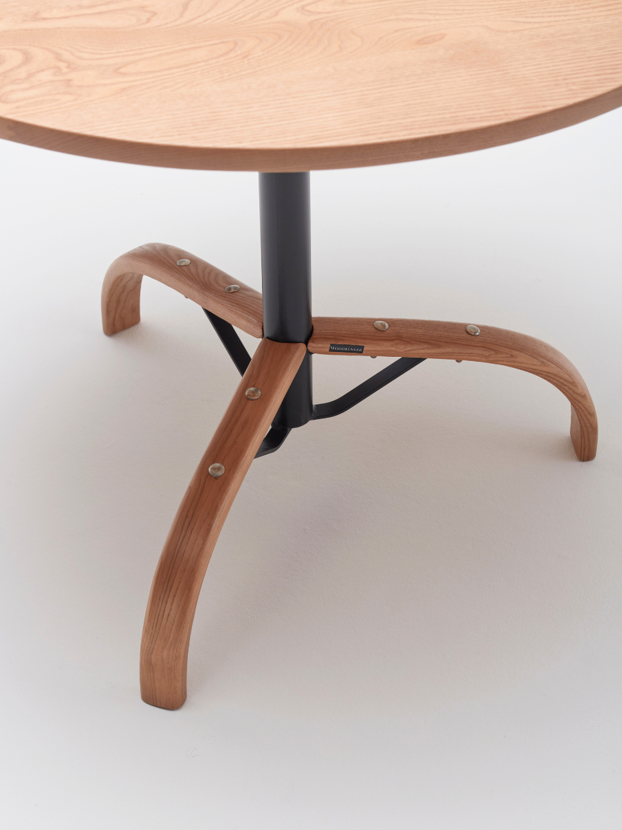 Traditional 3-Leg Pedestal