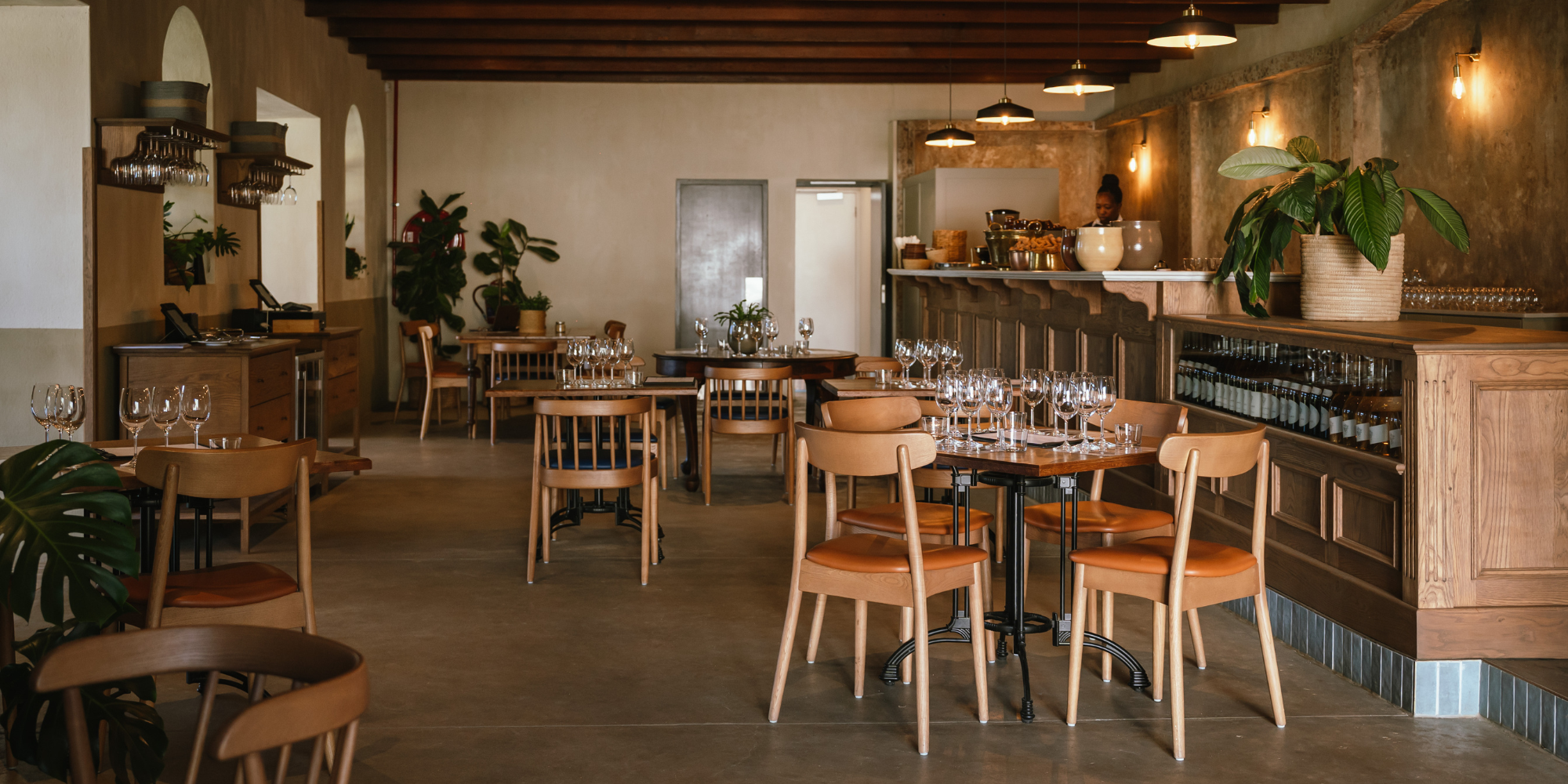 Woodbender, contract furniture, dining furniture, custom furniture